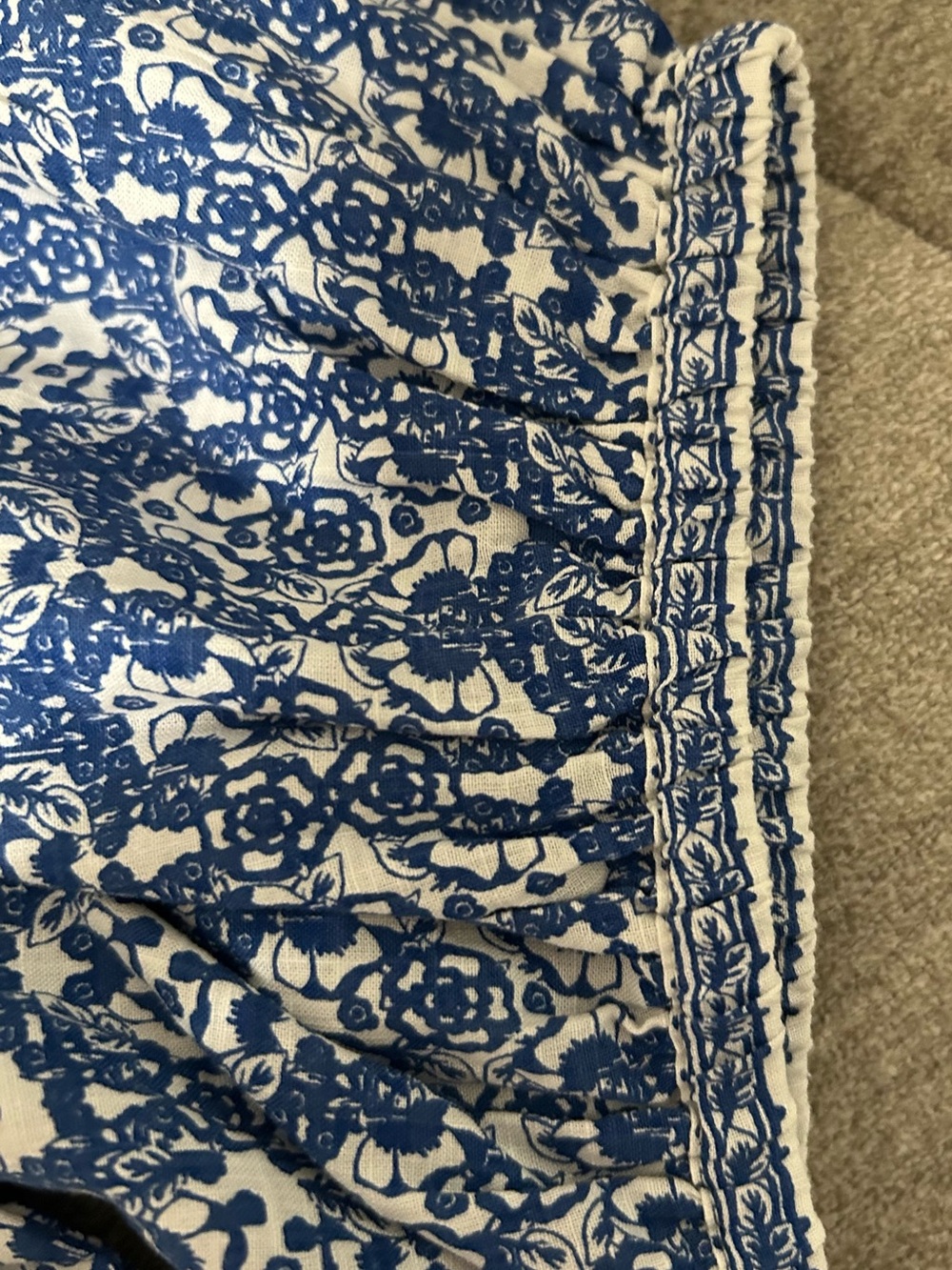 Max Studio Blue Floral Print Peasant Top - Picture 9 of 9